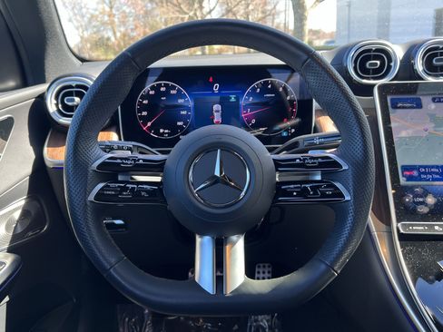 Certified 2025 Mercedes-Benz GLC 300 4MATIC image 18