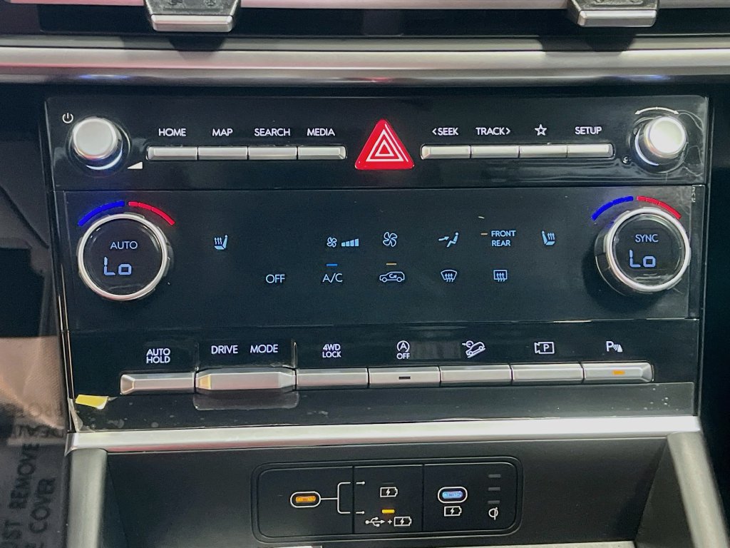 Used 2025 Hyundai Santa Fe XRT AWD/4WD image 16