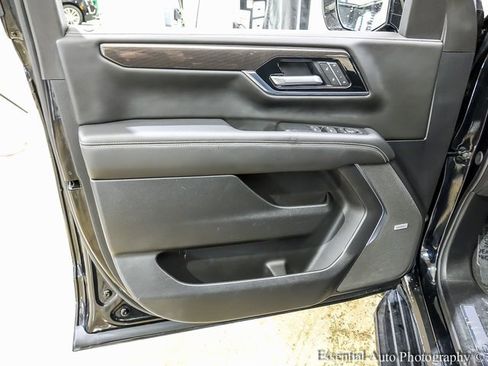 Used 2025 GMC Yukon Elevation w/ LPO, Floor Liner Package image 21