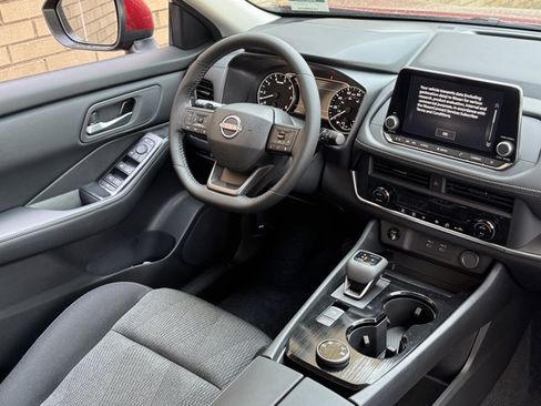 New 2026 Nissan Rogue SV AWD/4WD image 15