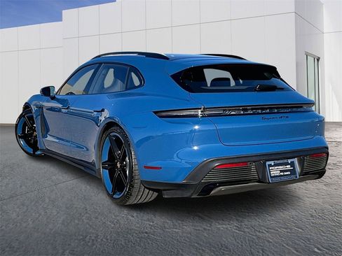 Used 2024 Porsche Taycan GTS image 3