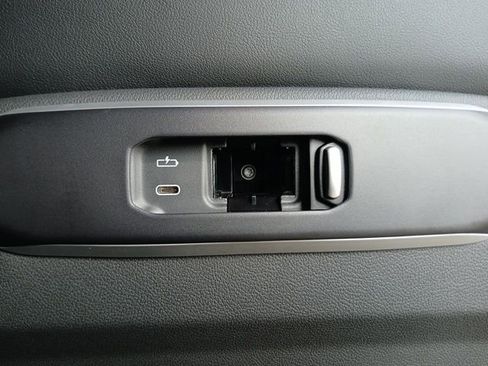New 2026 BMW X5 xDrive40i AWD/4WD image 15