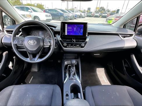 Used 2024 Toyota Corolla LE w/ LE Convenience Package image 7