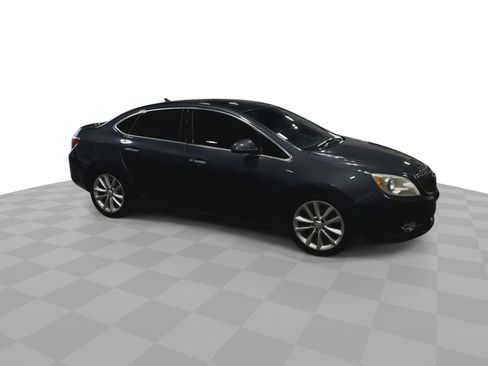 Used 2012 Buick Verano Leather image 2