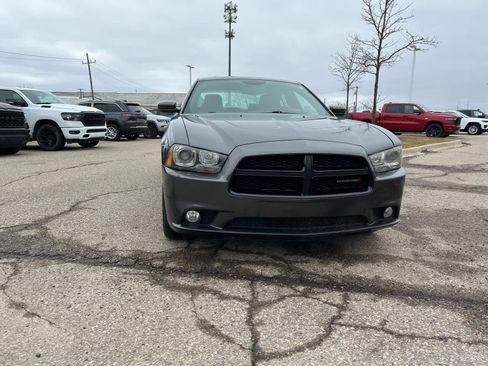 Used 2014 Dodge Charger R/T image 9