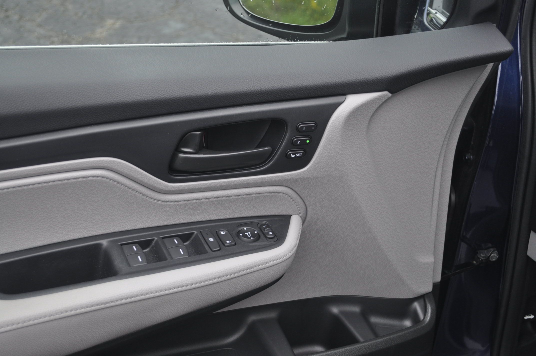 Certified 2024 Honda Odyssey EX-L image 17