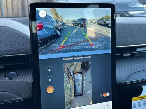 New 2025 Ford Mustang Mach-E Premium image 17