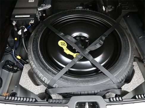 Used 2023 Volvo XC60 B5 Ultimate w/ Protection Package Premier image 29