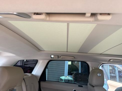 Used 2017 Land Rover Range Rover Sport HSE image 29