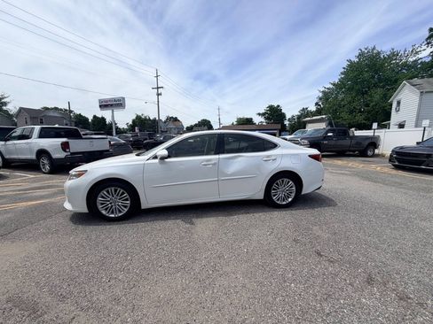 Used 2014 Lexus ES 350 w/ Luxury Package FWD image 59