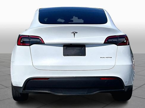 Used 2023 Tesla Model Y image 5