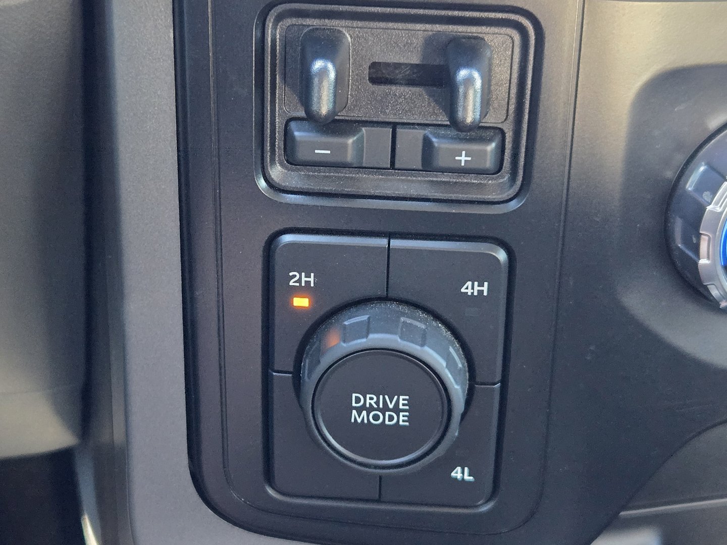 Used 2023 Ford F150 XLT w/ Equipment Group 301A Mid AWD/4WD image 29