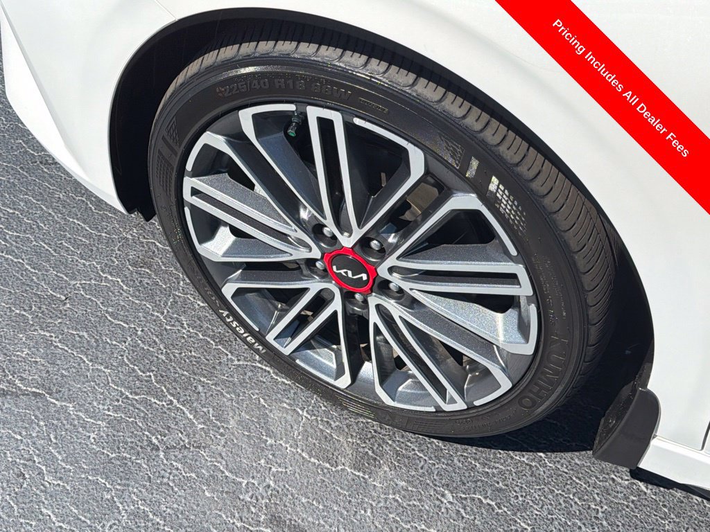 Used 2024 Kia Forte GT FWD image 2