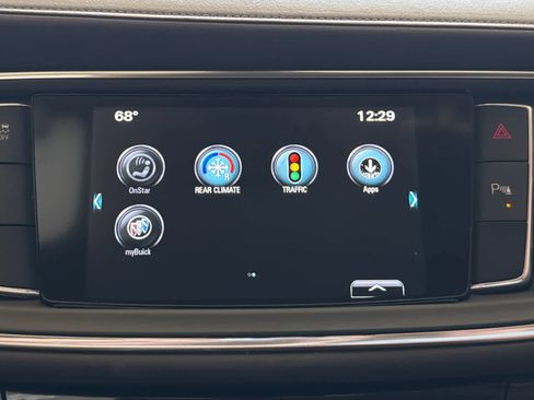 Used 2018 Buick Enclave Essence FWD image 48