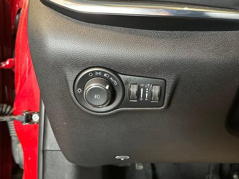 Used 2023 Jeep Compass Limited AWD/4WD image 15