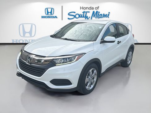 Used 2021 Honda HR-V LX image 3