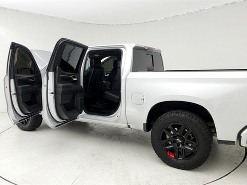 Used 2022 Chevrolet Silverado 1500 RST w/ Redline Edition image 11