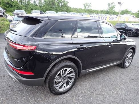 Used 2024 Lincoln Corsair AWD w/ Equipment Group 101A image 7