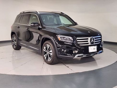 Used 2025 Mercedes-Benz GLB 250 image 7