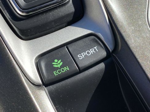 Used 2021 Honda Accord Touring image 29