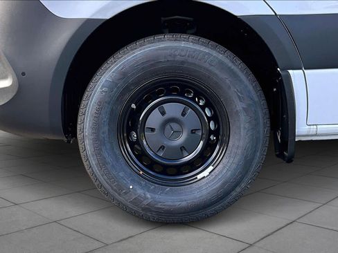 New 2026 Mercedes-Benz Sprinter 2500 image 11