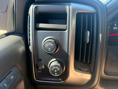 Used 2018 Chevrolet Silverado 1500 LTZ w/ Sport Package AWD/4WD image 18