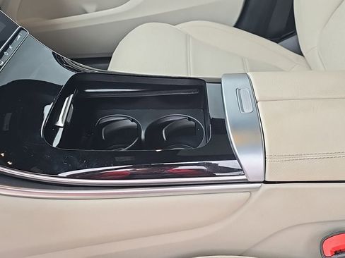 Used 2023 Mercedes-Benz GLC 300 4MATIC image 17