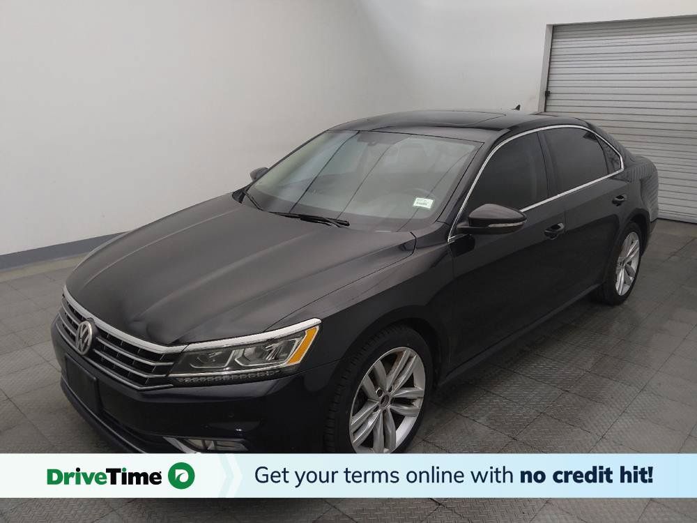 Used 2018 Volkswagen Passat 2.0T SE FWD image 1
