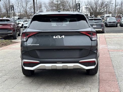 Used 2025 Kia Sportage EX w/ Premium Package image 3