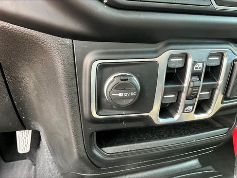 Used 2020 Jeep Wrangler Unlimited Sport S AWD/4WD image 16