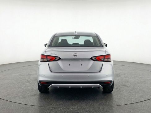 Used 2025 Nissan Versa SV FWD image 7