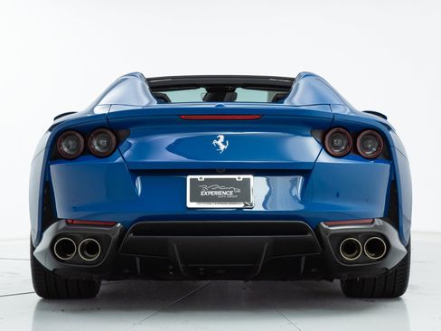 Certified 2021 Ferrari 812 GTS RWD image 9