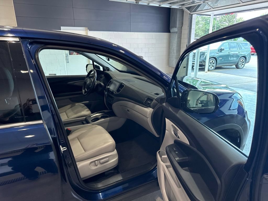 Used 2023 Honda Ridgeline RTL-E image 12