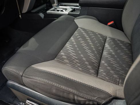 Used 2018 Toyota Tundra SR5 w/ SR5 Upgrade Package image 35