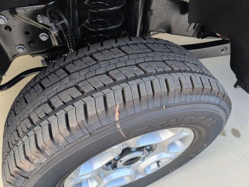 New 2026 Ford F250 XLT image 18