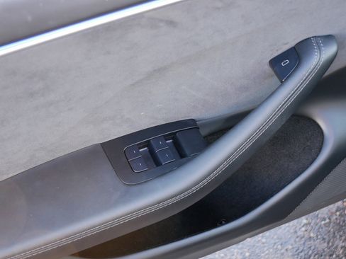 Used 2024 Tesla Model 3 Long Range image 19