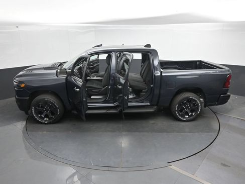 New 2026 RAM 1500 Express AWD/4WD image 42