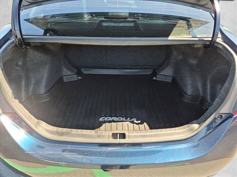 Certified 2019 Toyota Corolla SE FWD image 6