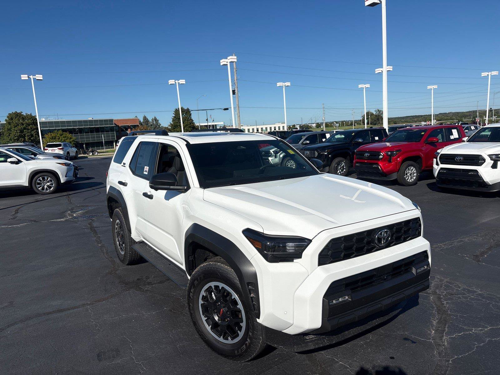 Used 2026 Toyota 4Runner TRD Off-Road Premium AWD/4WD image 3