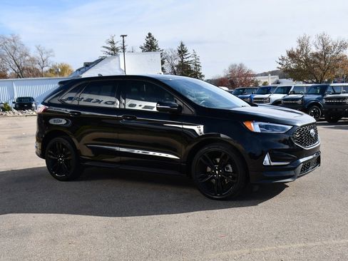 Used 2021 Ford Edge ST w/ Equipment Group 401A image 8