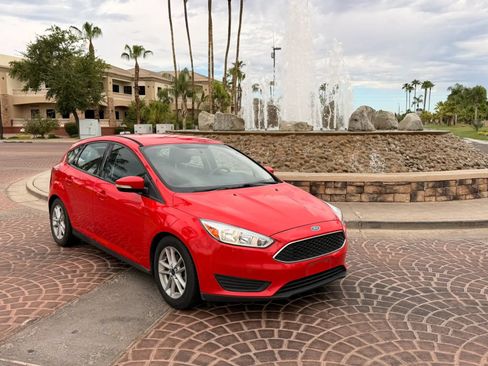 Used 2015 Ford Focus SE FWD image 17