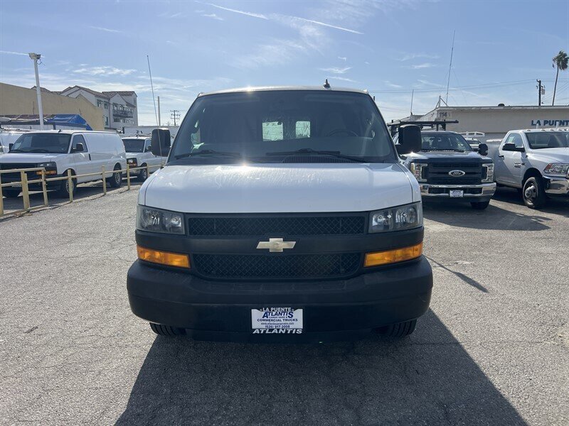 Used 2021 Chevrolet Express 2500 w/ Driver Convenience Package RWD image 3
