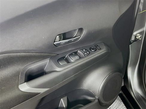 Used 2024 Nissan Kicks SV image 16