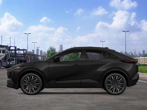 New 2026 Toyota C-HR AWD/4WD image 4