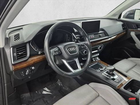 Used 2018 Audi Q5 Prestige w/ Prestige Package AWD/4WD image 10