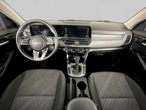 Certified 2024 Kia Seltos LX AWD/4WD image 7