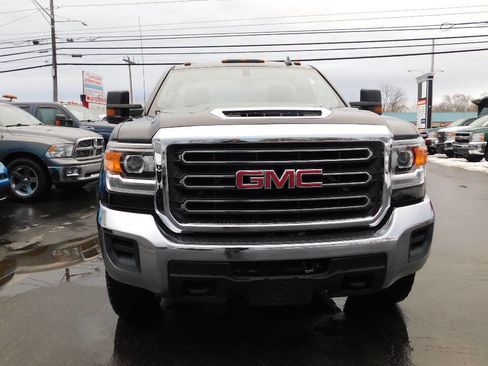 Used 2017 GMC Sierra 3500 4x4 Regular Cab image 9