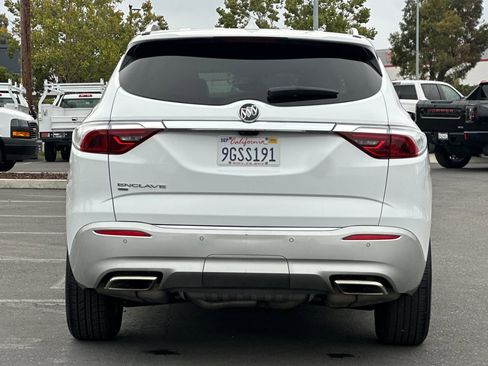 Used 2024 Buick Enclave Premium image 5