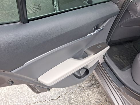 Used 2023 Toyota Camry LE FWD image 18