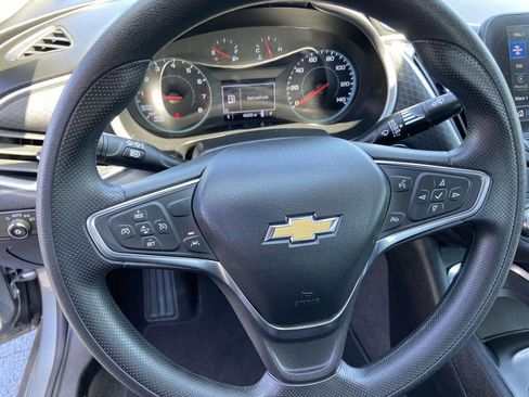 Used 2025 Chevrolet Malibu LT image 20